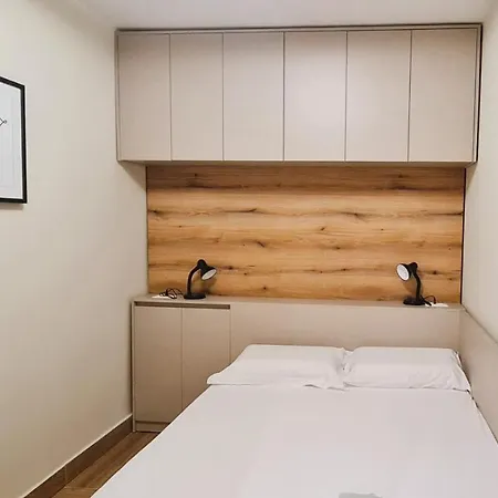 2v1 - Center 4 Apartment